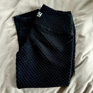 Booty by brabants black croco cropped leggings